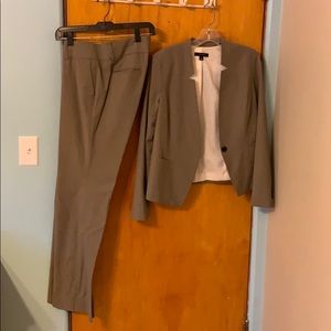 Ann Taylor beige suit size 6